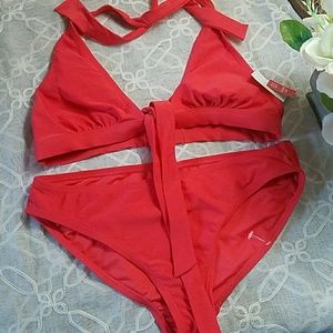 NEW Elle bikini set  top size 10 and bottom size12